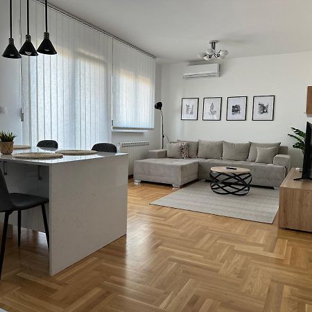 Apartment Aura เบลเกรด ภายนอก รูปภาพ