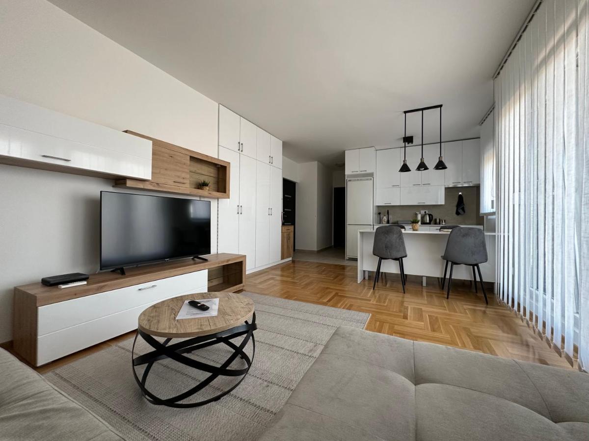 Apartment Aura เบลเกรด ภายนอก รูปภาพ