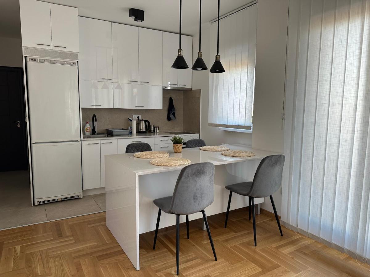 Apartment Aura เบลเกรด ภายนอก รูปภาพ